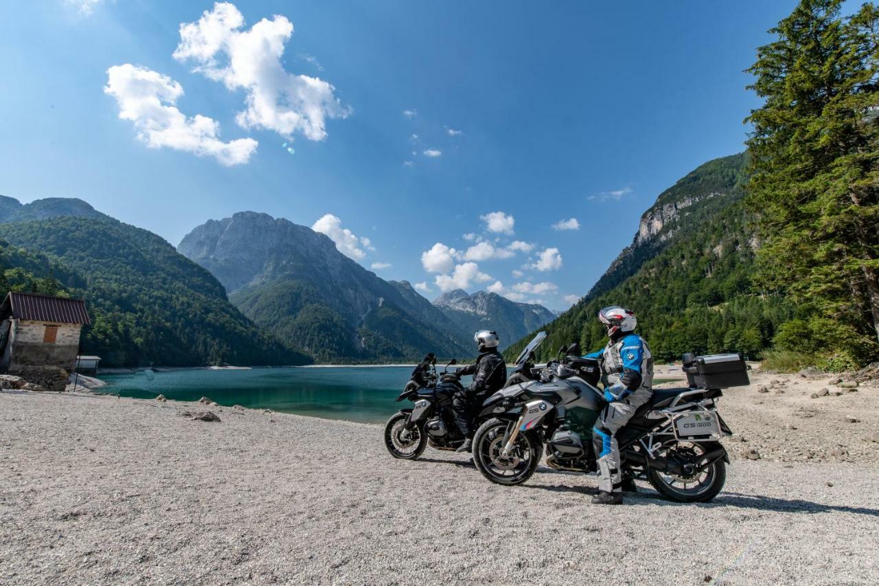 Ferienwohnungen Panorama Harrys Bike Tours فيلاخ المظهر الخارجي الصورة